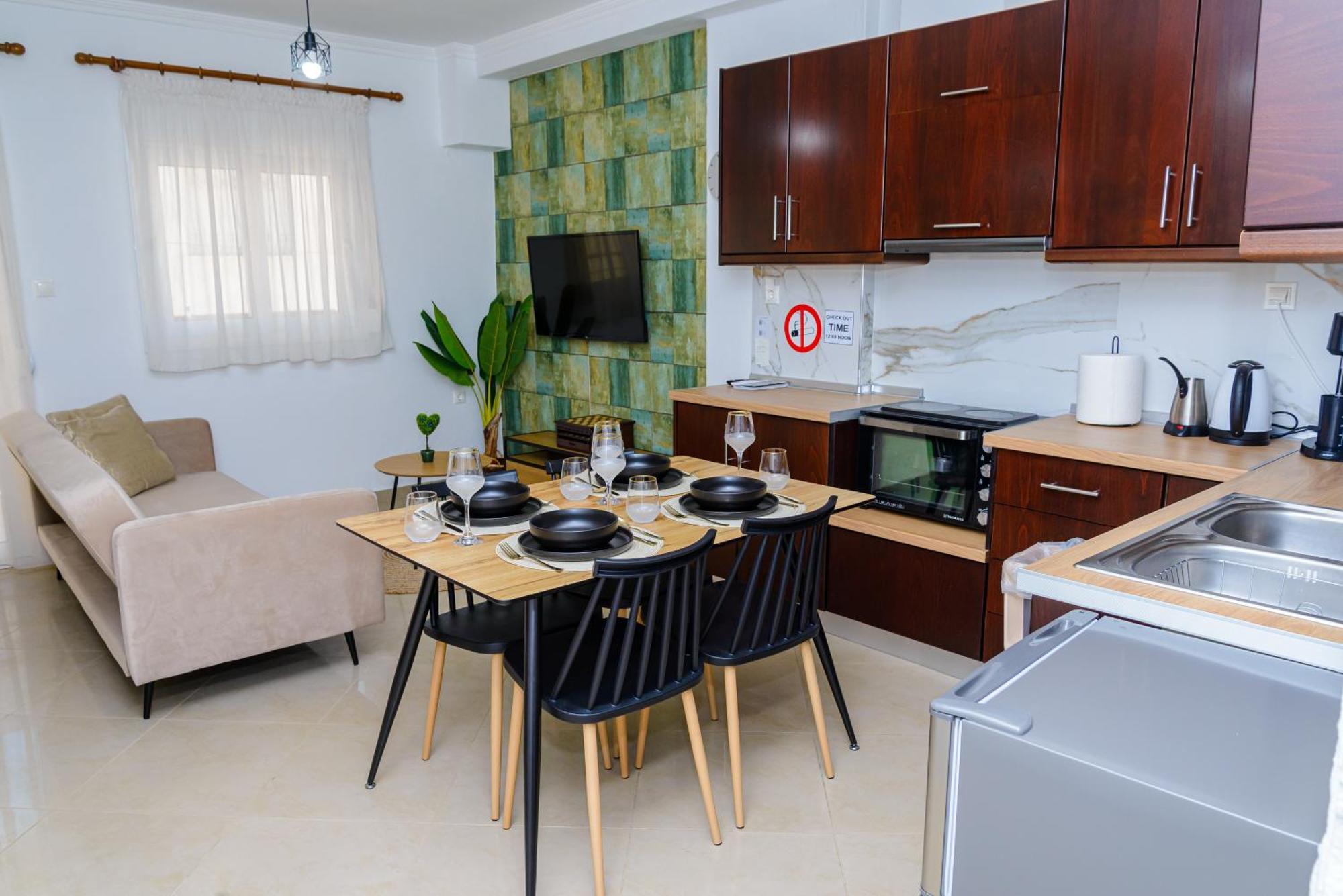 Emi'S House Apartment ซานธี ภายนอก รูปภาพ