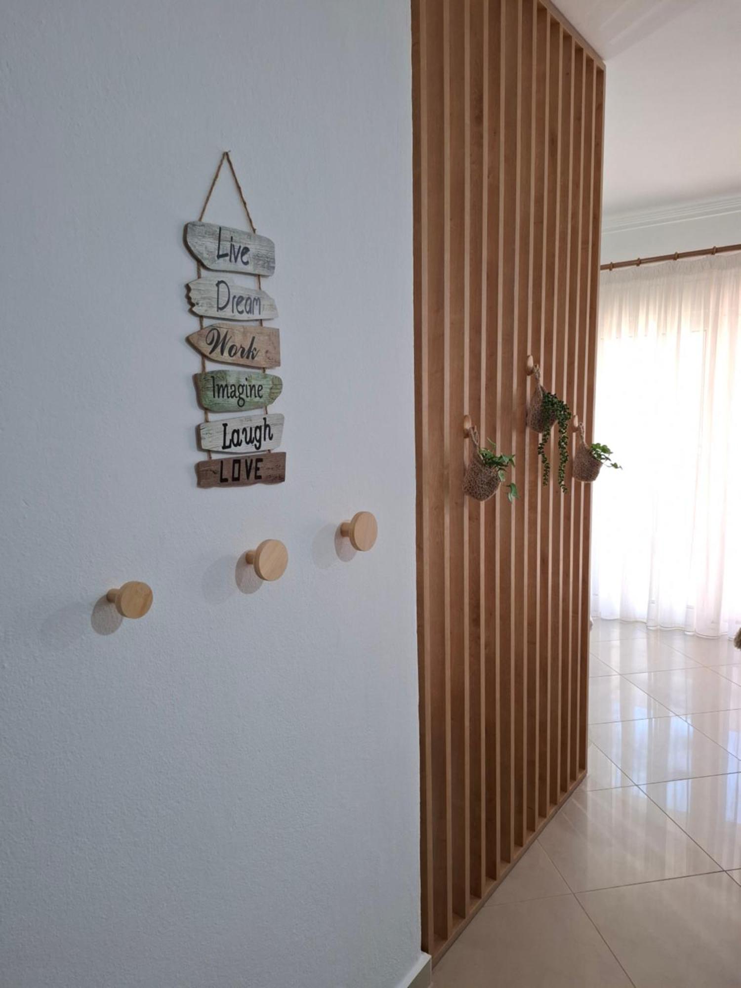 Emi'S House Apartment ซานธี ภายนอก รูปภาพ